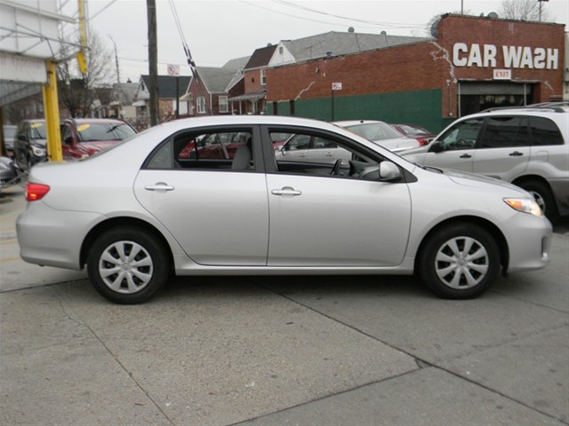 Toyota Corolla 2011 photo 3