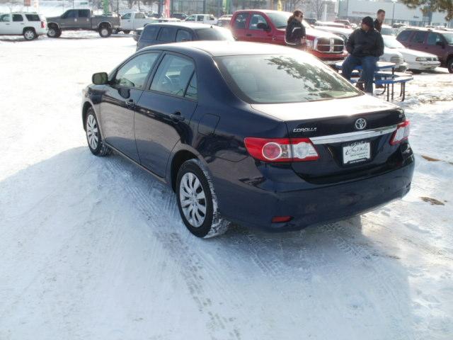 Toyota Corolla 2011 photo 2