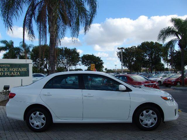 Toyota Corolla 2011 photo 2