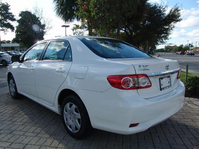 Toyota Corolla 2011 photo 5