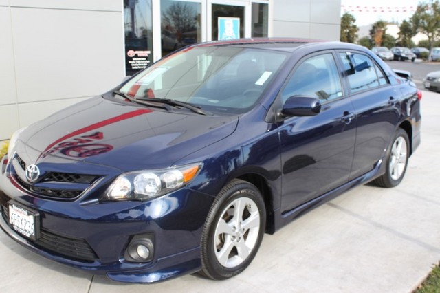 Toyota Corolla 2011 photo 1