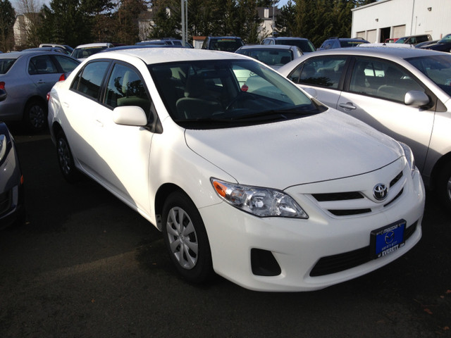 Toyota Corolla 2011 photo 2