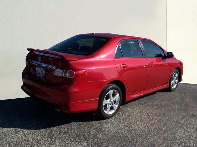 Toyota Corolla 2011 photo 2