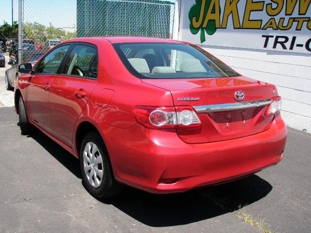 Toyota Corolla 2011 photo 2