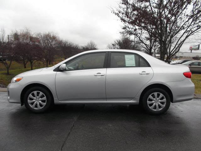 Toyota Corolla 2011 photo 3