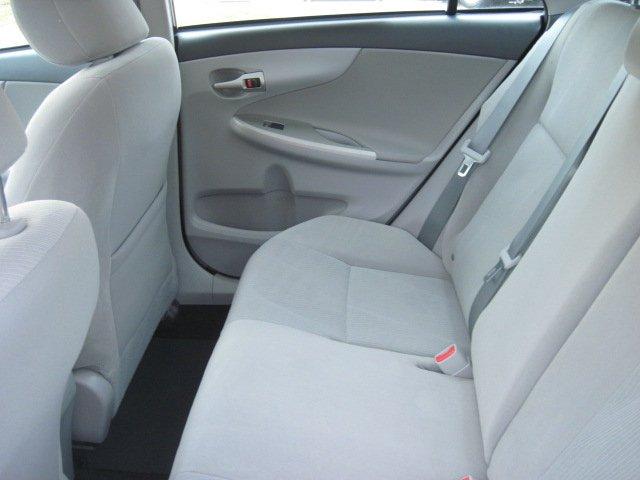 Toyota Corolla 2011 photo 2