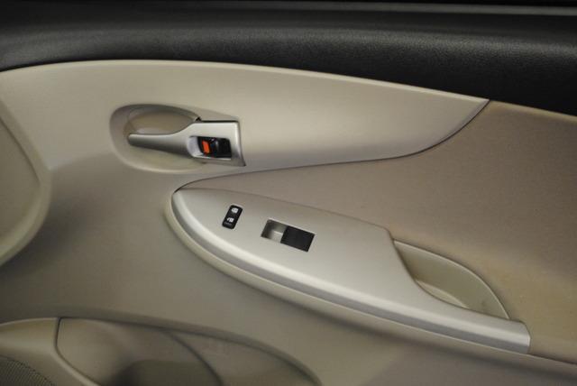 Toyota Corolla 2011 photo 16