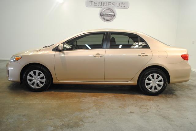 Toyota Corolla 2011 photo 26