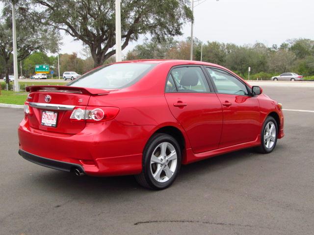 Toyota Corolla 2011 photo 2