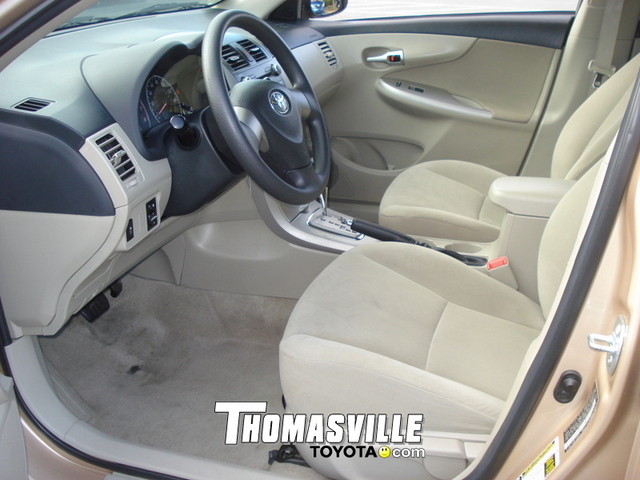 Toyota Corolla 2011 photo 2