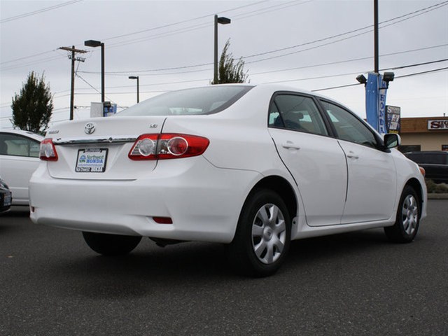 Toyota Corolla 2011 photo 4