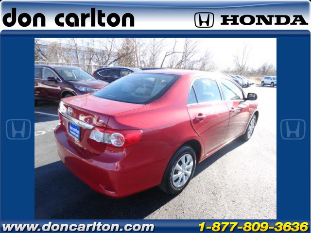 Toyota Corolla 2011 photo 4