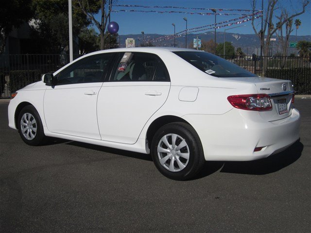 Toyota Corolla 2011 photo 1