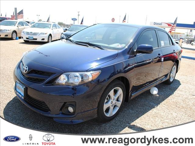 Toyota Corolla Unknown Sedan