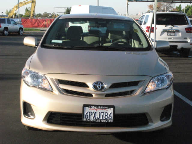 Toyota Corolla 2011 photo 2