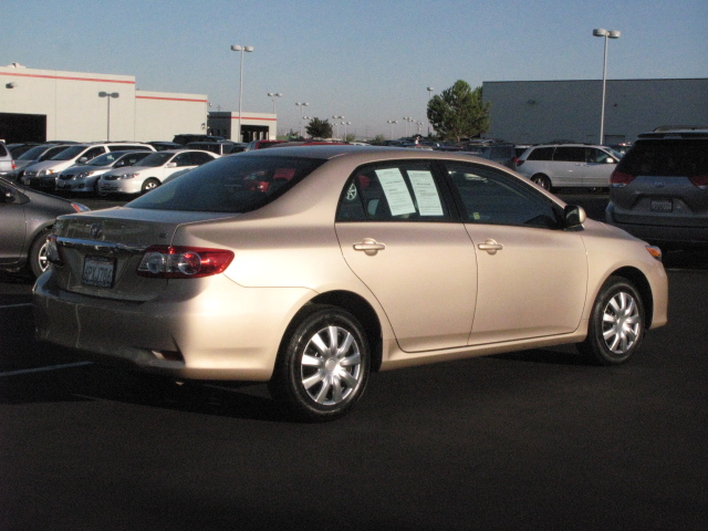 Toyota Corolla 2011 photo 4