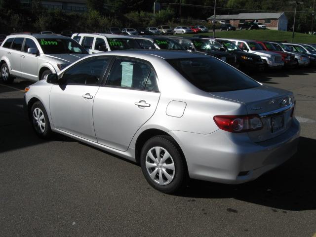 Toyota Corolla 2011 photo 4