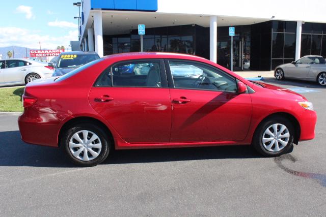 Toyota Corolla 2011 photo 2