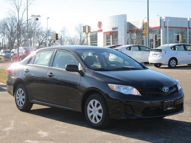 Toyota Corolla Convertible 2D Sedan