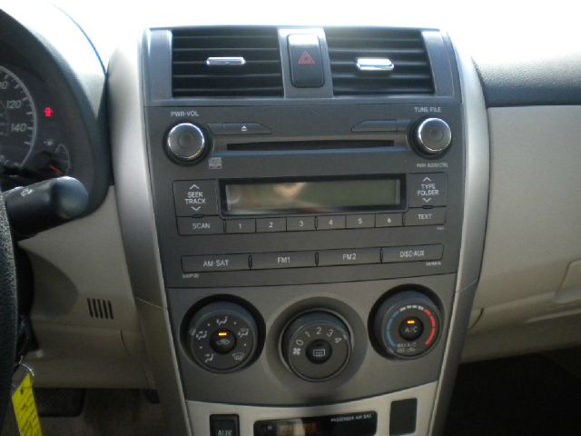 Toyota Corolla 2011 photo 10