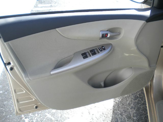 Toyota Corolla 2011 photo 11