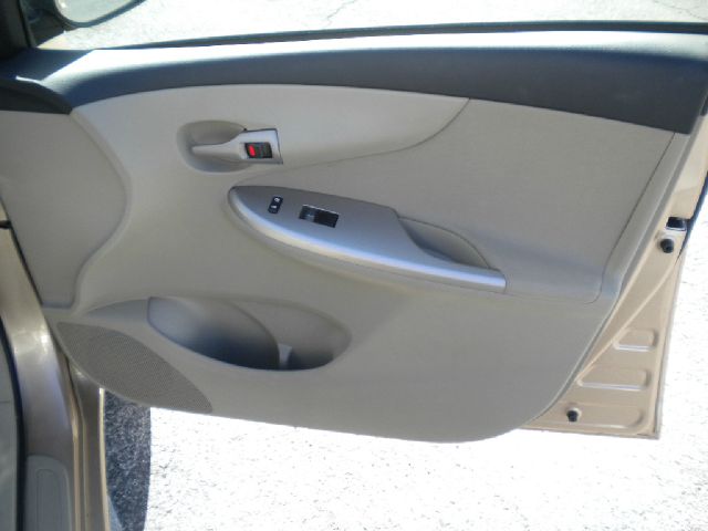 Toyota Corolla 2011 photo 14