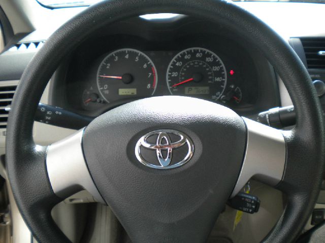 Toyota Corolla 2011 photo 2