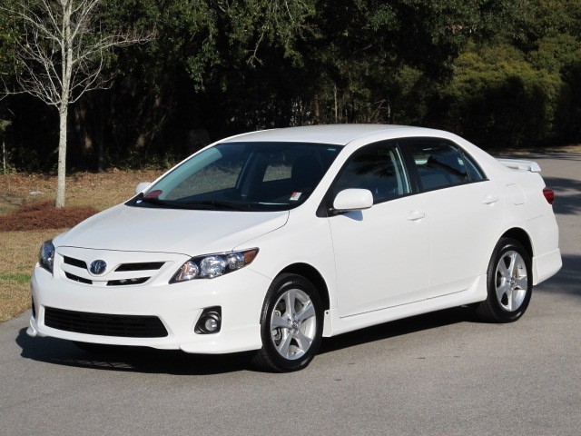 Toyota Corolla 2011 photo 2