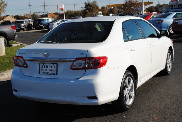 Toyota Corolla 2011 photo 5