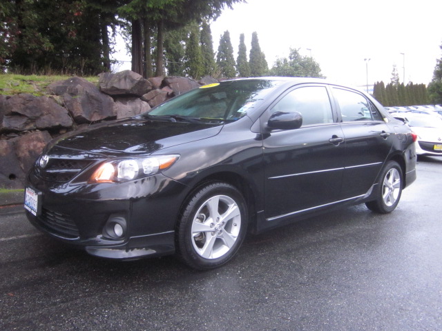 Toyota Corolla Supercab Flareside XL Unspecified