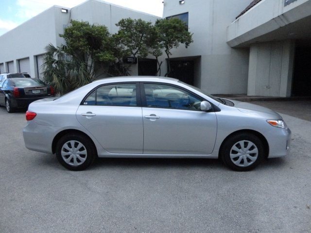 Toyota Corolla 2011 photo 3