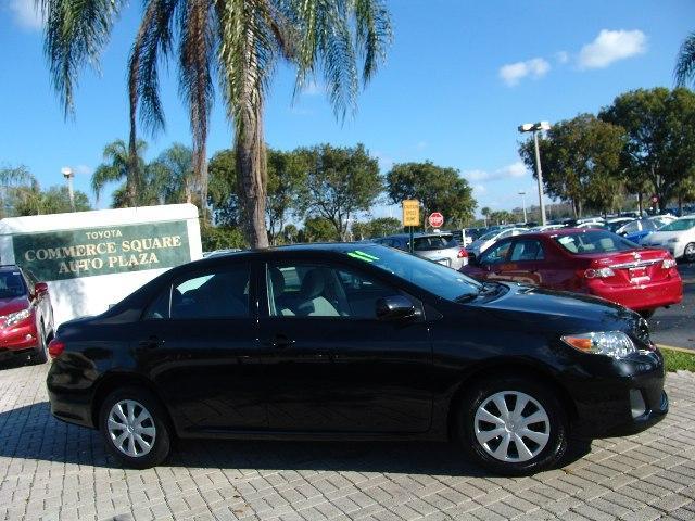 Toyota Corolla 2011 photo 2
