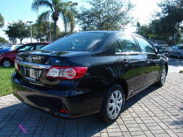 Toyota Corolla 2011 photo 3
