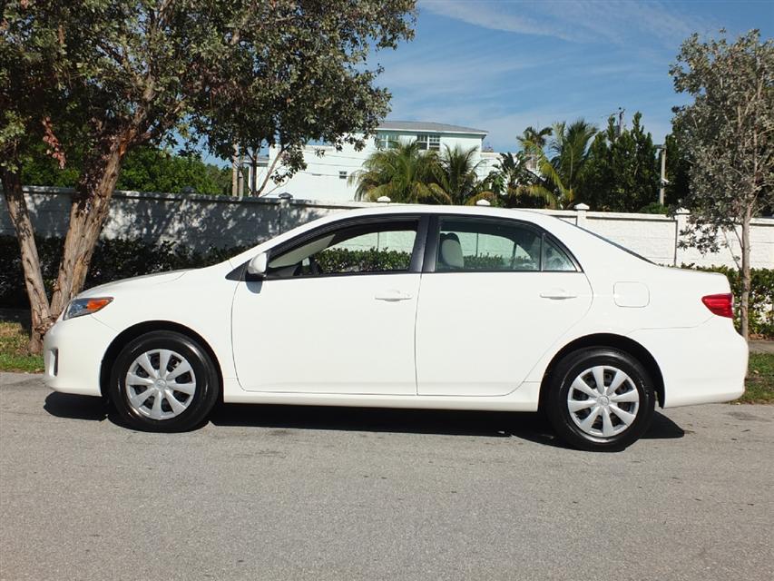 Toyota Corolla 2011 photo 1