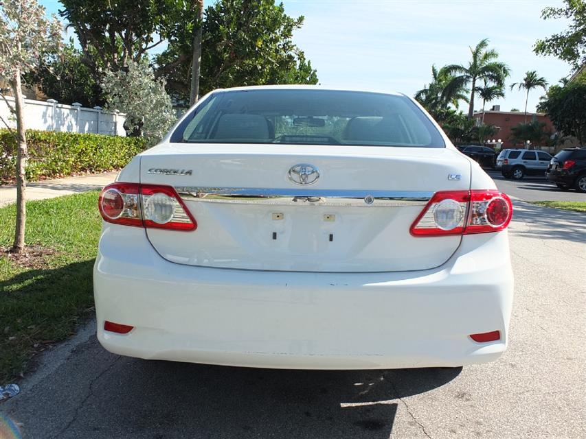Toyota Corolla 2011 photo 3