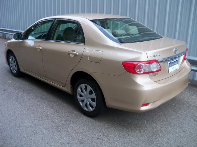 Toyota Corolla 2011 photo 4