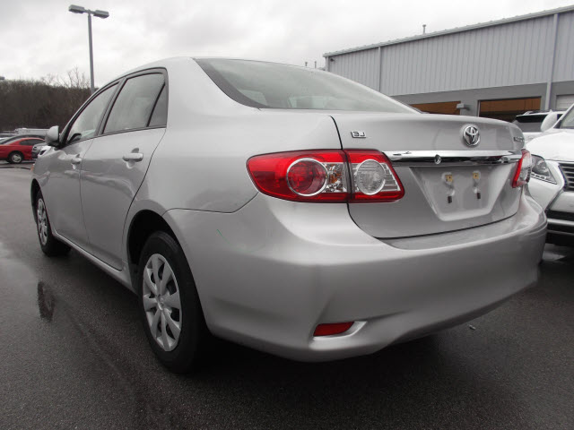 Toyota Corolla 2011 photo 5
