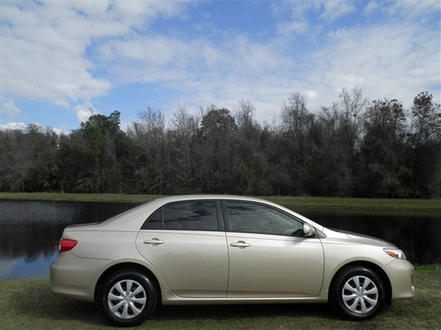 Toyota Corolla 2011 photo 1