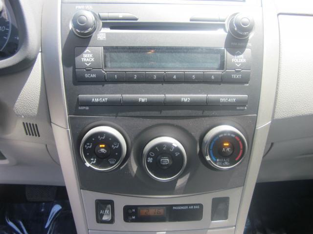 Toyota Corolla 2011 photo 16