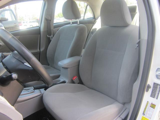 Toyota Corolla 2011 photo 19