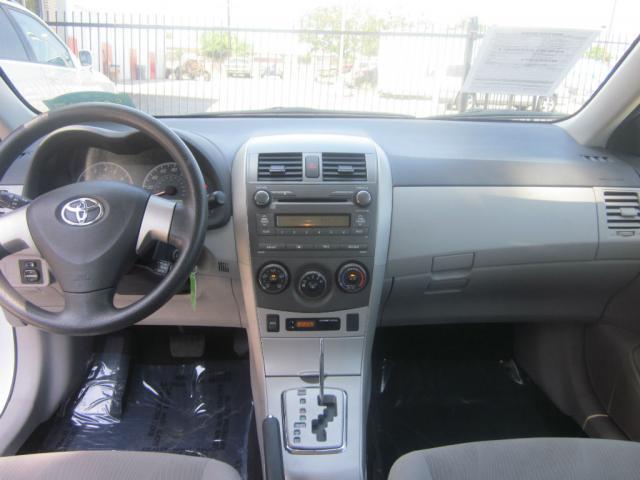 Toyota Corolla 2011 photo 36