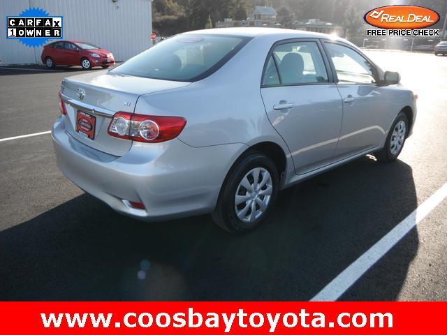 Toyota Corolla 2011 photo 2