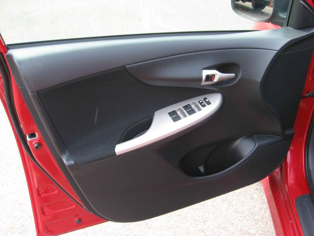 Toyota Corolla 2011 photo 18