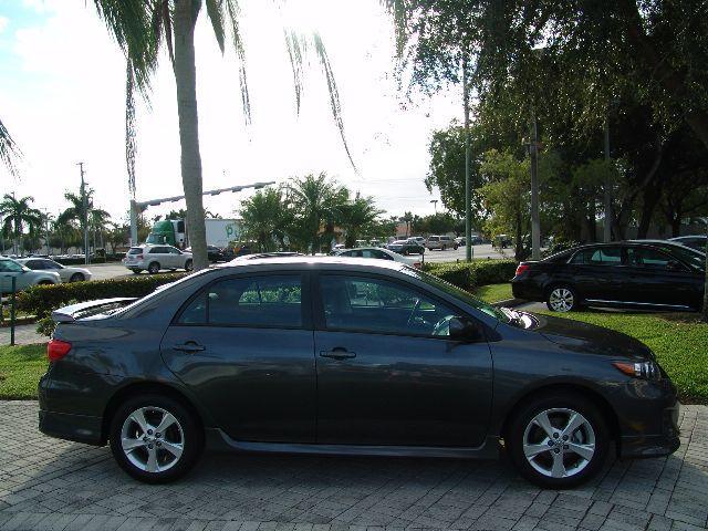 Toyota Corolla 2011 photo 2