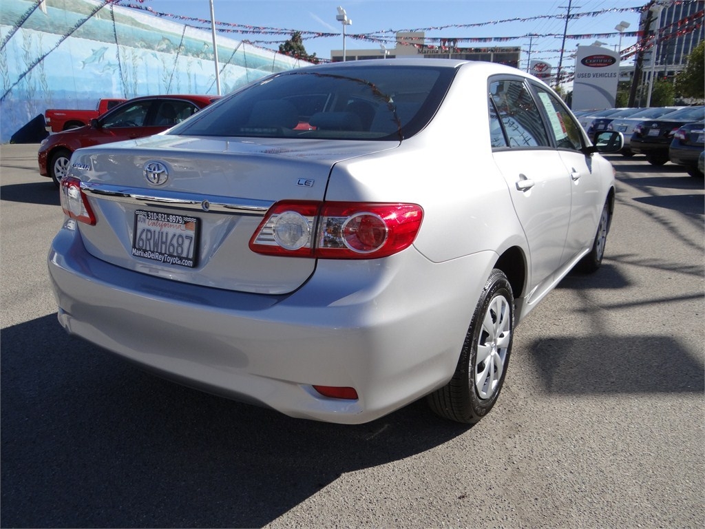 Toyota Corolla 2011 photo 3
