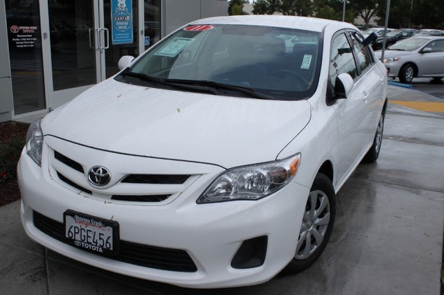 Toyota Corolla 2011 photo 1