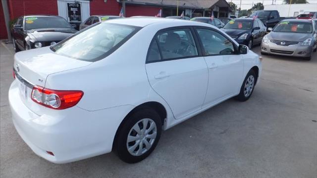 Toyota Corolla 2011 photo 1