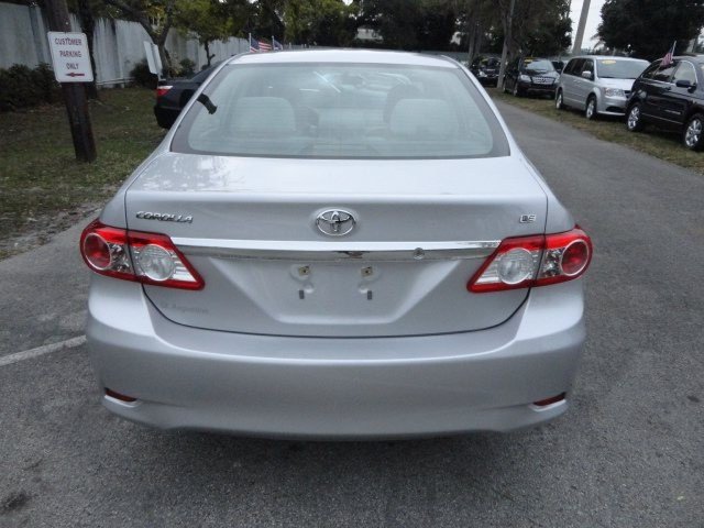 Toyota Corolla 2011 photo 5