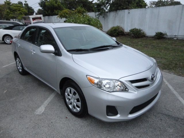 Toyota Corolla 2011 photo 2