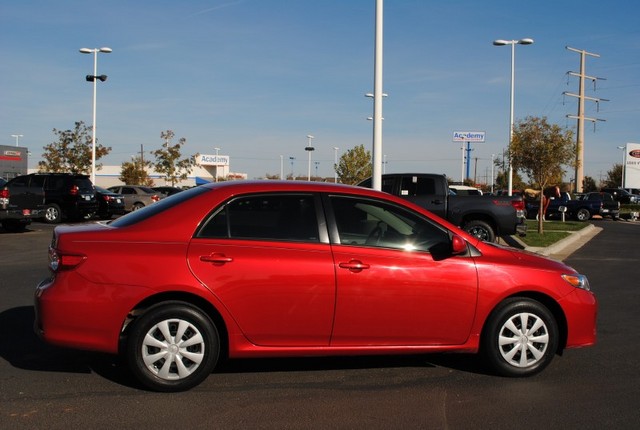 Toyota Corolla 2011 photo 3